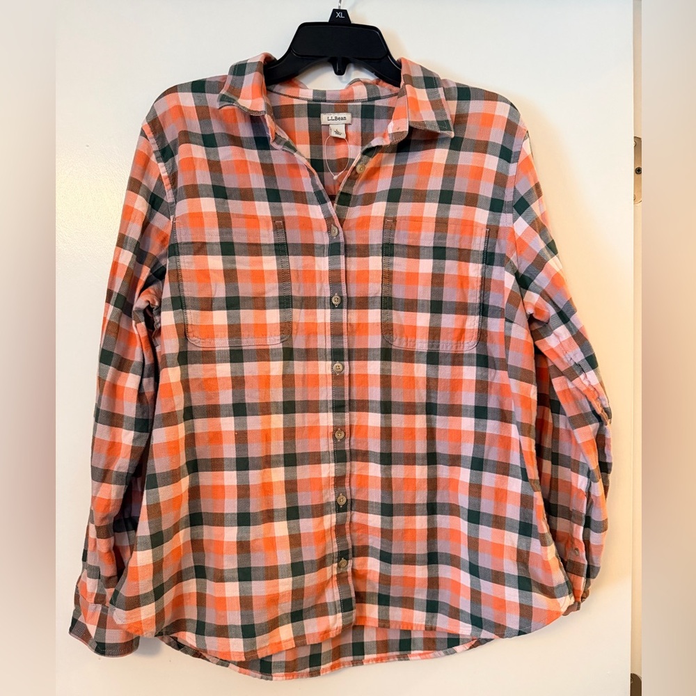 NWOT. LLBean women’s plaid Cotton long sleeve shirt, orange/grey/cream, Large
